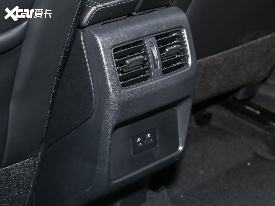 2021�����E VC-Turbo 300 CVT 2WD���m��