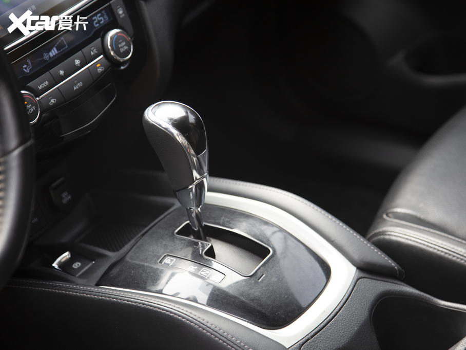 2022�����E �sҫ 2.0L �����������