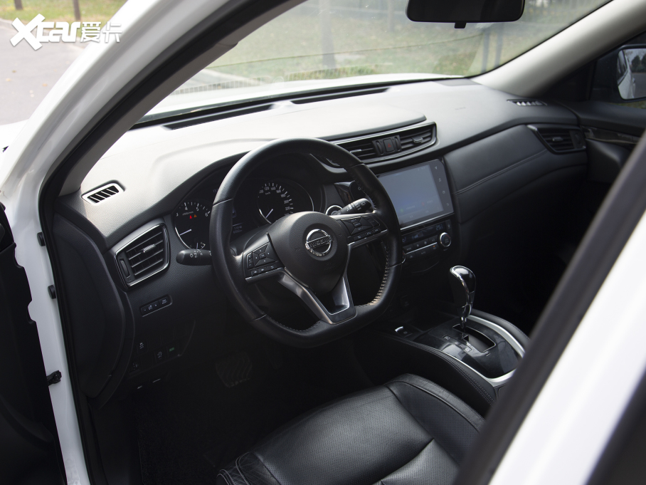 2022�����E �sҫ 2.0L �����������