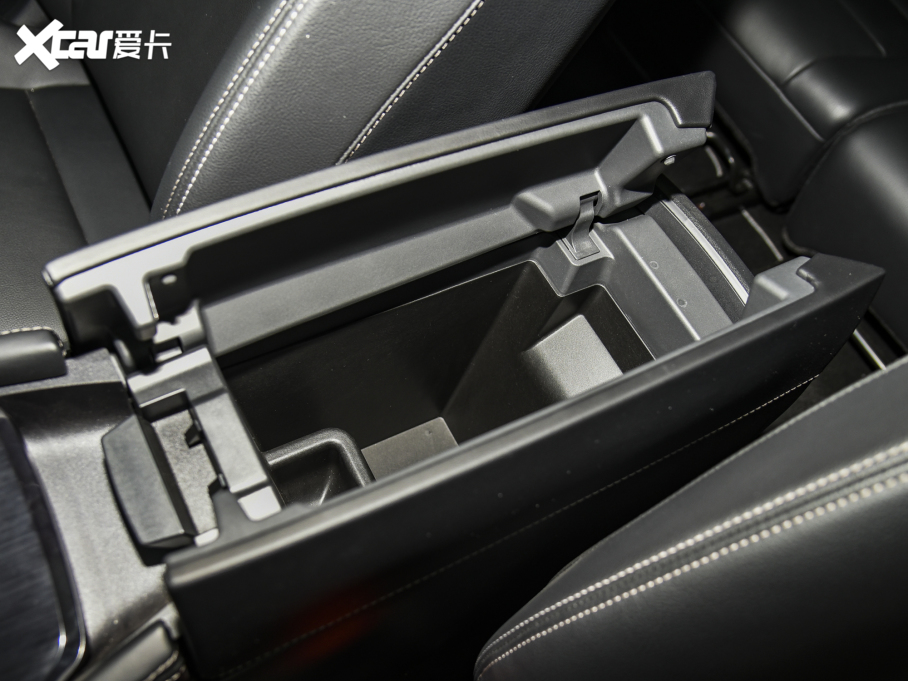 2021�����E VC-Turbo 300 CVT 2WD���A�� 7��