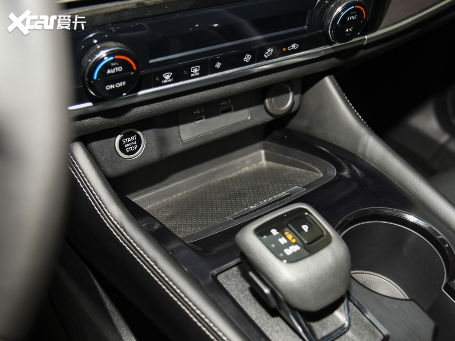 2021�����E VC-Turbo 300 CVT 2WD���A�� 7��