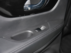 20212.0L XL Premium CVT g