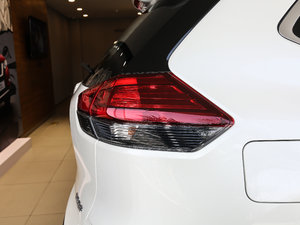 20212.5L CVT 4WD XL ITSAo(j) (x)(ji)^