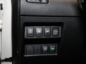 20212.5L CVT 4WD XL ITS п