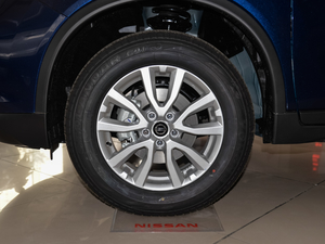 20212.0L CVT 2WD XL ITSmo(j) (x)(ji)^