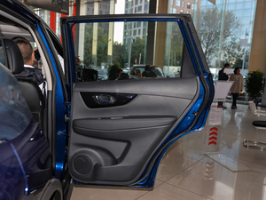 20212.0L CVT 2WD XL ITSmo g