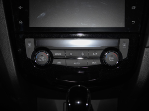 20212.0L CVT 2WD XL ITSmo {{