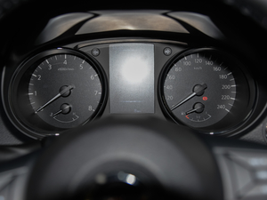 20212.0L CVT 2WD XL ITSmo п؅^