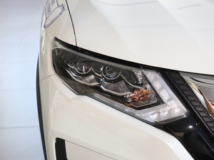 20212.0L CVT 2WD XL Premiumo ^