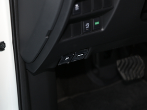 20212.0L CVT 2WD XL Premiumo п؅^