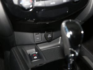 20212.0L CVT 2WD XL Premiumo п؅^