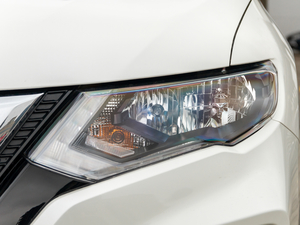 2021款2.0L XL ITS 3rows CVT两驱智联舒适版7座 大灯