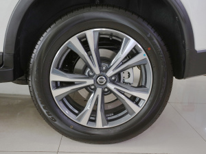 20212.5L XL ITS 3rows CVTAI 7 ^