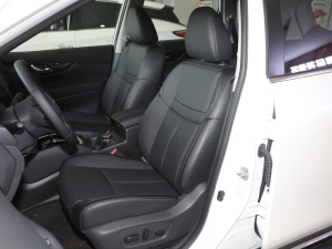 20212.5L XL ITS 3rows CVT(q)AI(lng) 7 {