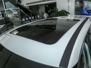 2021款VC-Turbo 300 CVT 2WD舒适版 车顶