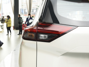 2021VC-Turbo 300 CVT 2WDA 7 ^