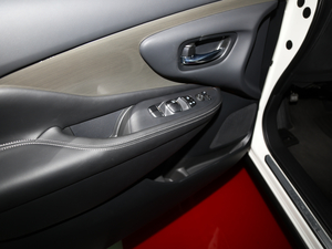 20212.5L XL Plus IȰ п؅^