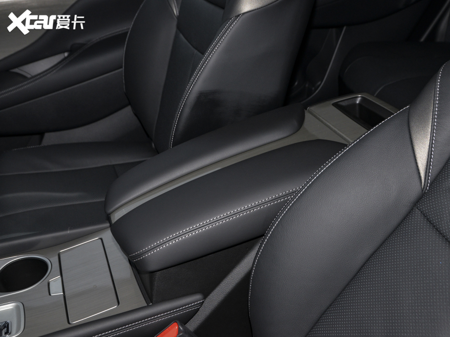 2021mHEV 2.5 S/C HEV XE а