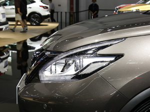 20212.5 S/C HEV XV Ş ^