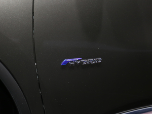 20212.5 S/C HEV XV Ş ^