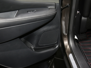 20212.5 S/C HEV XV Ş g