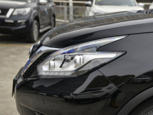 20212.5 S/C HEV XE а ^