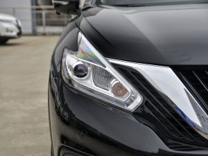 20212.5 S/C HEV XE а ^