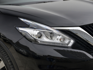 20212.5 S/C HEV XE а ^