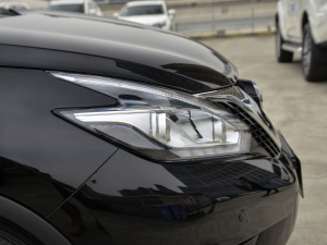 20212.5 S/C HEV XE а ^