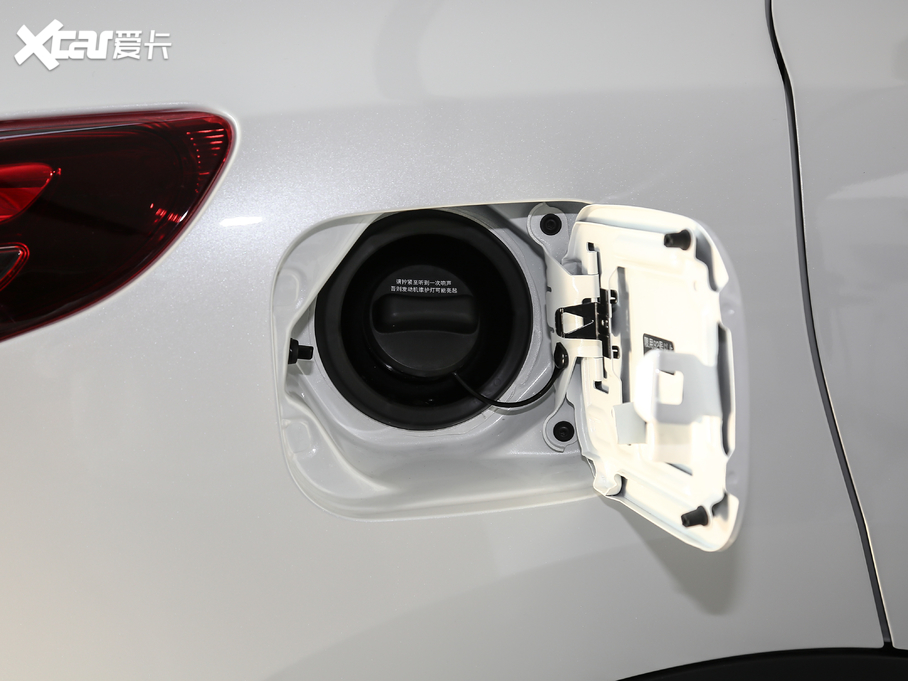 2021���п� 2.0L CVT���A��