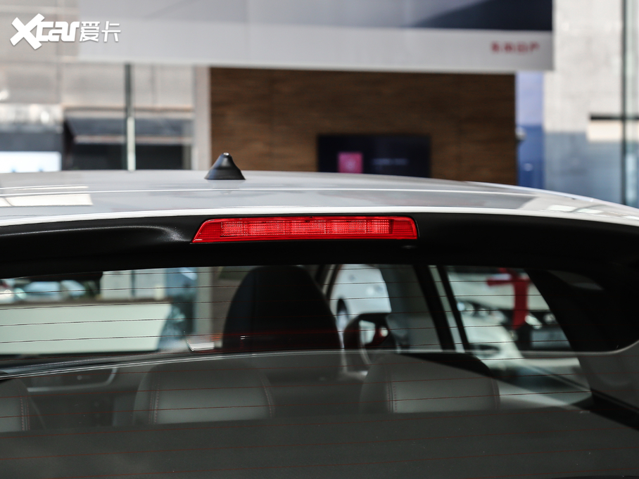 2021���п� 2.0L CVT���A��