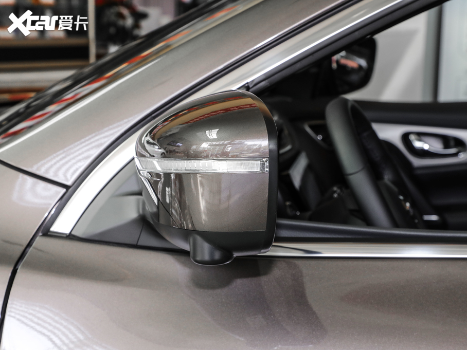 2021���п� 2.0L CVT���A��