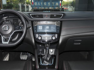 2021款2.0L CVT旗舰版  中控台