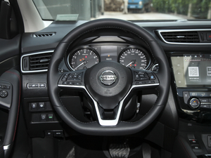 2021款2.0L CVT旗舰版  方向盘