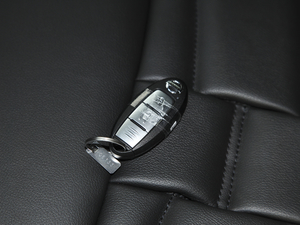 2021款2.0L CVT旗舰版  车钥匙