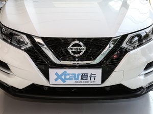 2021款2.0L CVT豪华版 中网