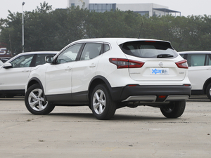 2021款2.0L CVT智享版 左后45度