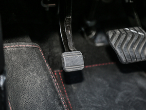 20211.6L TOP CVT v܇Ƅ