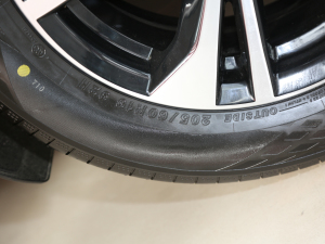 20211.6L XL CVT ݆̥ߴ