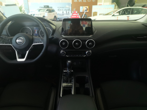 2021款1.6L XL CVT悦享版 中控台