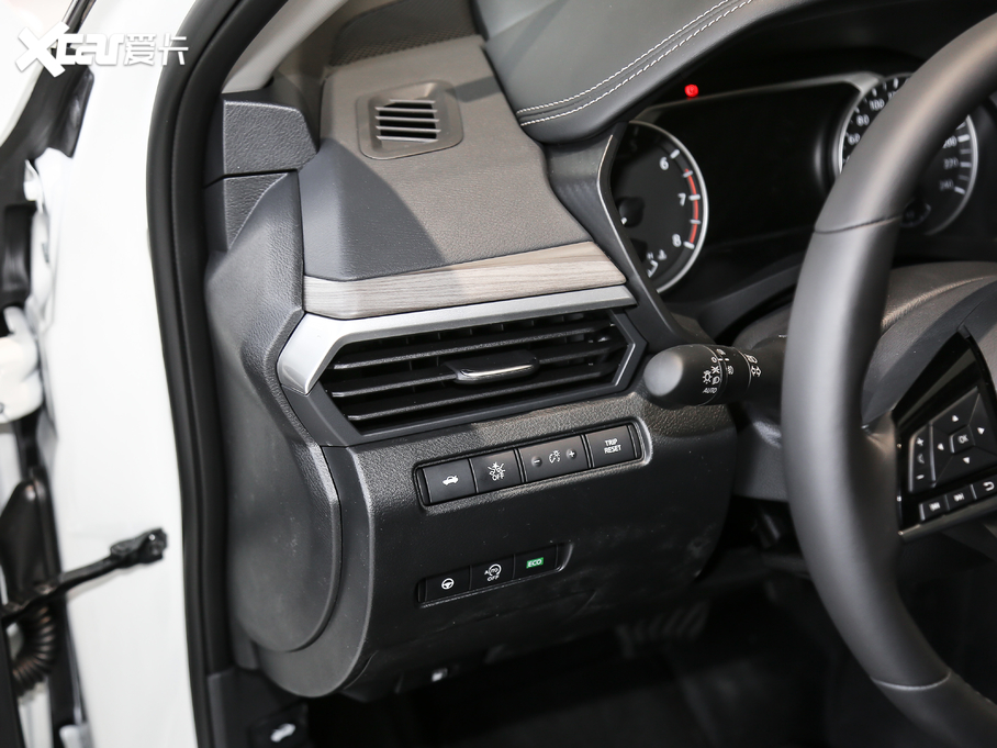 2021[ 2.0L XL Upper AD1 I