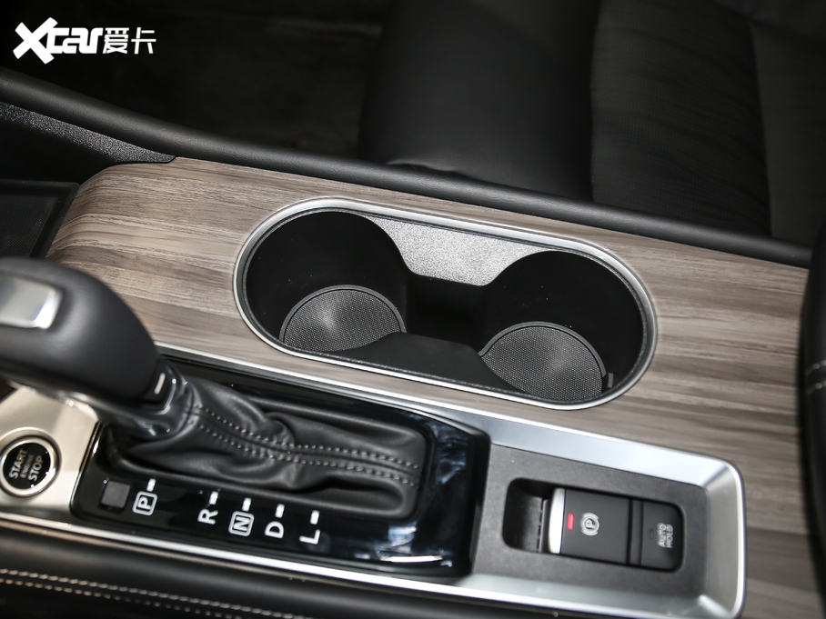 2021[ 2.0L XL Upper AD1 I