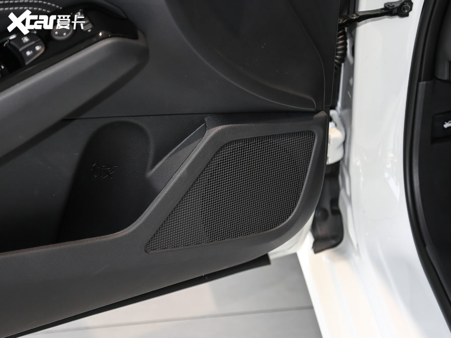 2021[ 2.0L XL Upper AD1 I(lng)