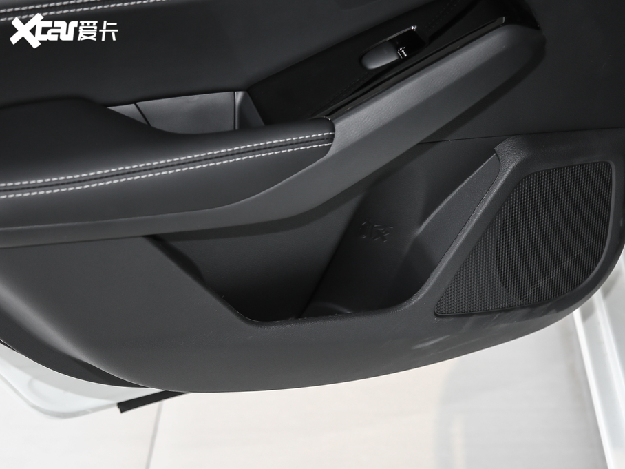 2021[ 2.0L XL Upper AD1 I