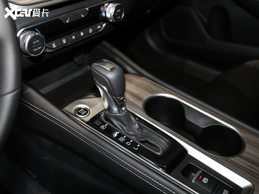 2021[ 2.0L XL Upper AD1 I