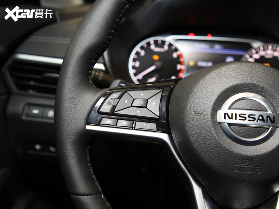 2021[ 2.0T XL Upper AD1 I