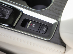 20212.0T XV AD1 I(lng) v܇(ch)Ƅ(dng)