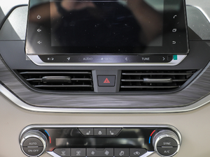 20212.0T XV AD1 I(lng) {(dio)L(fng)