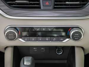 20212.0T XV AD1 I(lng) {(dio){(dio)(ji)