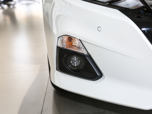 20212.0L XL Upper AD1 I ^